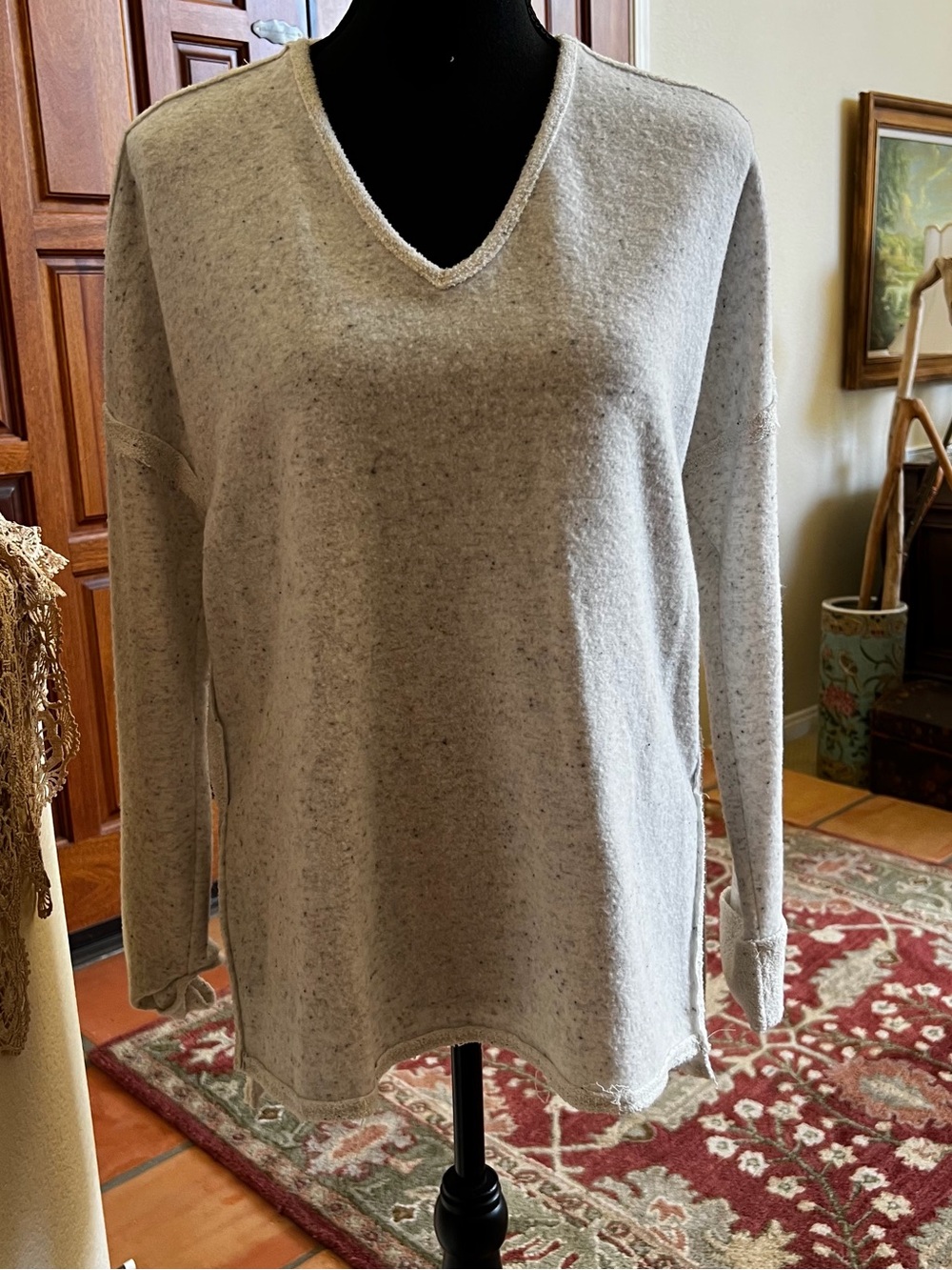 Karen Kane Heathered Light Gray Oversized V-Neck Pullover